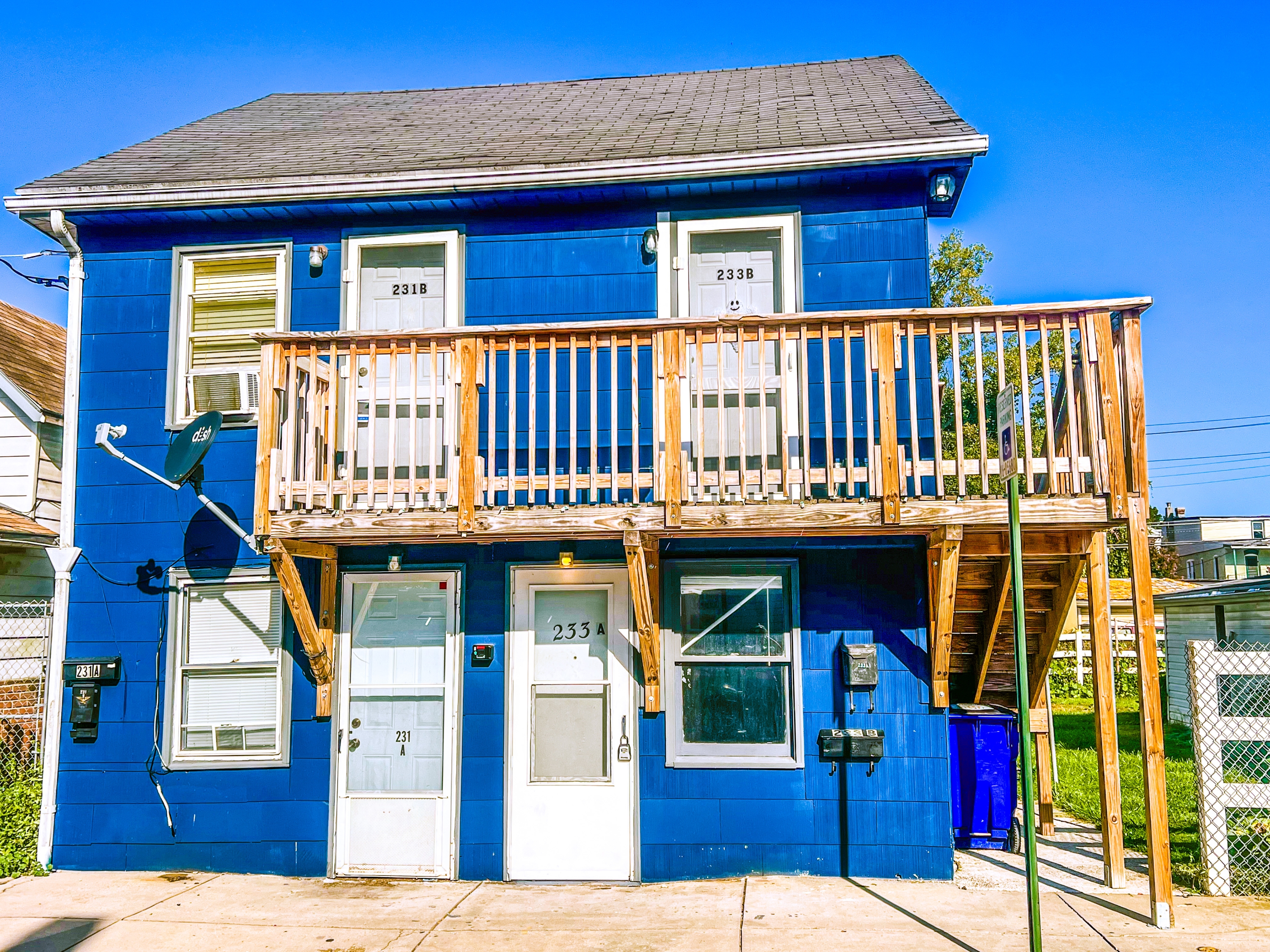 231 Alexander Street - Apt 2F